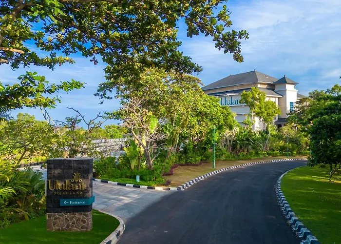 The Ululani ホテル ウルワツ