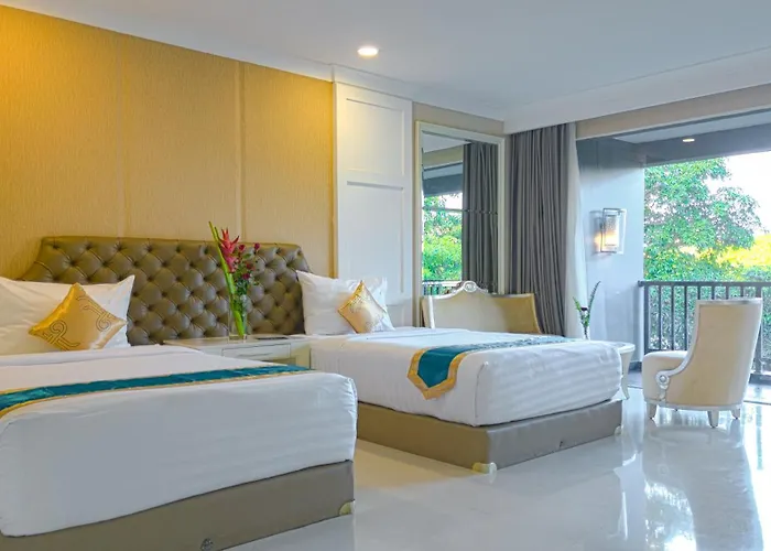 Hotel The Ululani 4*
